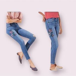 Loft Womens Modern Mid Rise Skinny Raw Hem Floral Detail Jeans Sz 25 Distressed